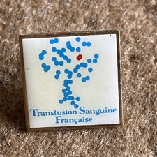 Pin’s Transfusion Sanguine française Signé Dane International