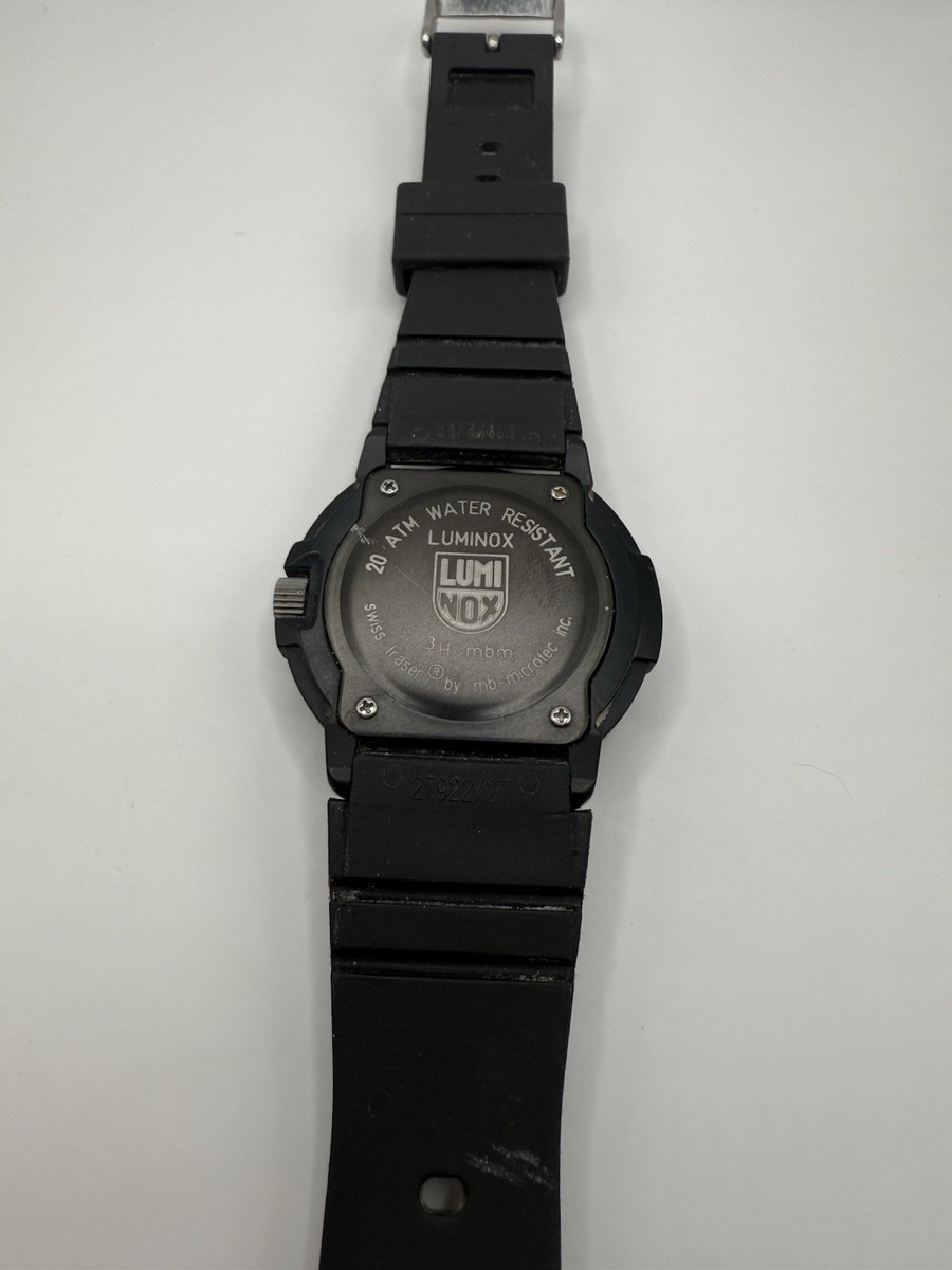 Mens Luminox 3h MBM Navy Seals Watch 200m Water Resistant