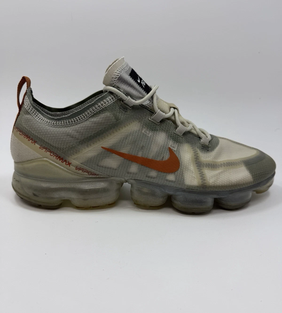 Nike Air VaporMax 2019 Shoes Mens Size 10.5 Gray Orange Sneakers AR6631-300