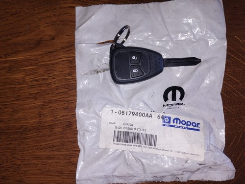 CHIAVE TELECOMANDO MOPAR 5179400AA NUOVA ORIGINALE PER CHRYSLER PT CRUISER - Foto 3 di 4