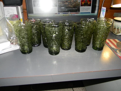 Vintage 1960s Anchor Hocking Crinkle Glass Pitcher and 9 Glasses Avocado Green