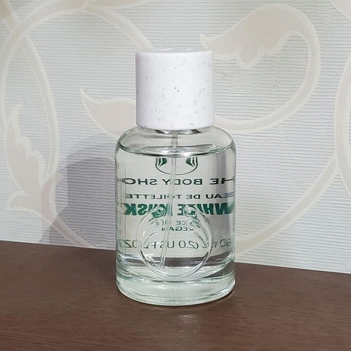 THE BODY SHOP Eau de Toilette WHITE MUSK 60ml Vegan 2 oz 60ml HW1 - Picture 2 of 3