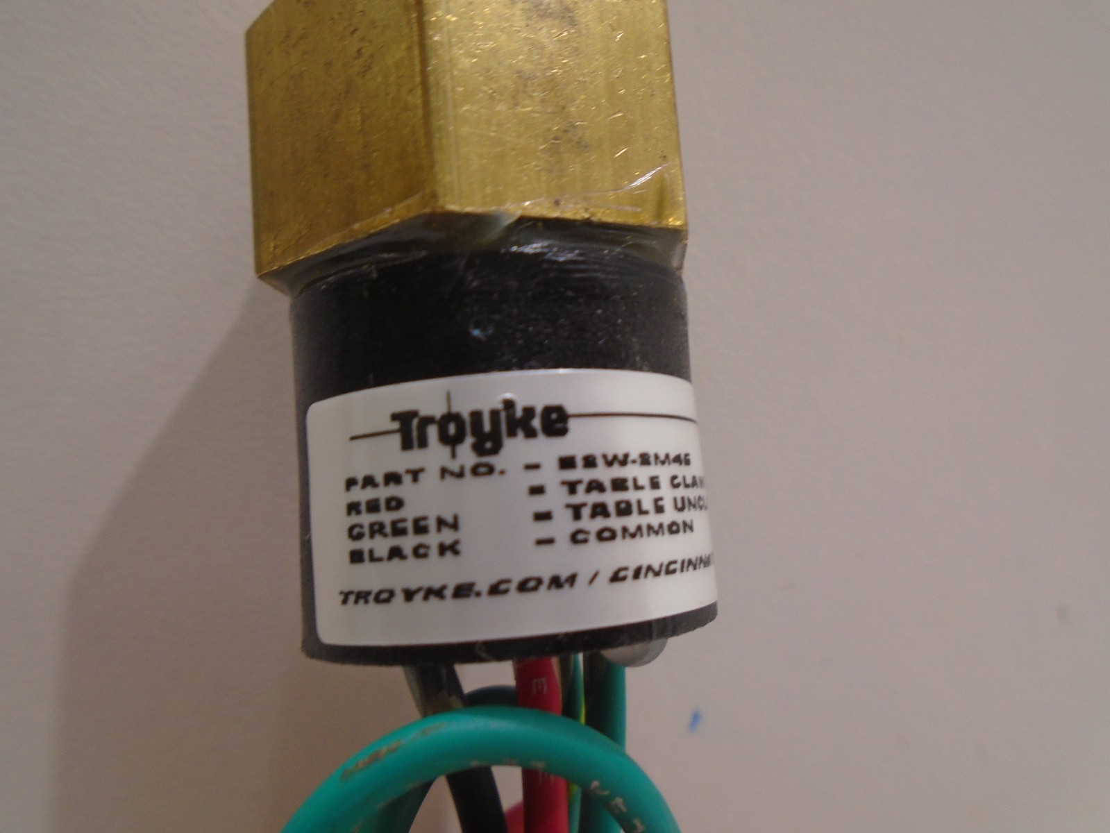TROYKE ESW-SM46 PNEUMATIC PRESSURE SWITCH FOR CNC ROTARY TABLE
