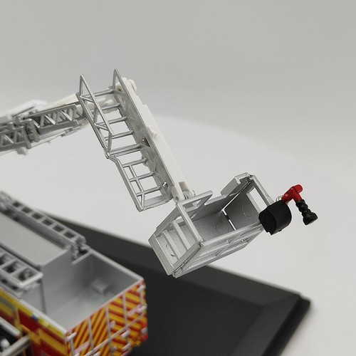 OXFORD 1:76 Scania Ladder Fire Rescue Alloy Car Model 76SAL005 - Picture 16 of 20