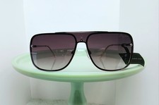 Sean John SJS3004CE Black Silver Classic Shaped Sunglasses New with Tags.
