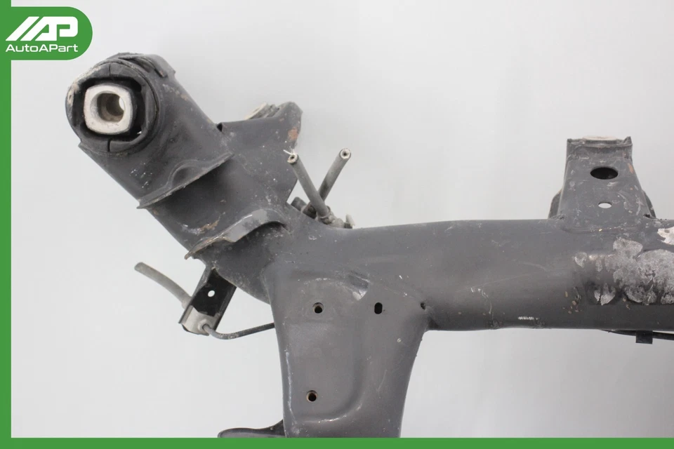 ✅ 06-13 BMW E90 335d 128i eje trasero subchasis travesaño portaaviones 3331678371 OEM Foto 2 de 4