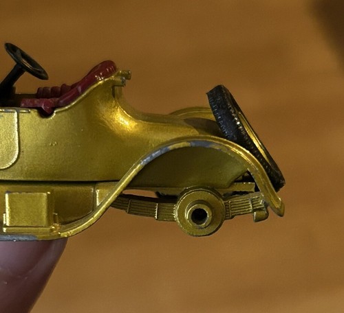 Lesney Matchbox 1913 Cadillac Vintage Golden Damaged Made In England - Picture 4 of 12