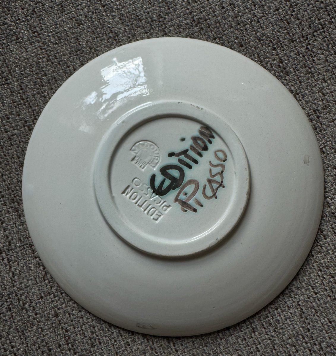 Pablo Picasso - Madoura edition ceramic plate 'Taureau sous l