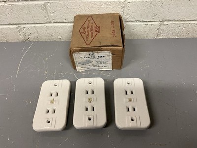 3 VINTAGE PP INC PORCELAIN PRODUCTS PORCELAIN OUTLETS 4 1/2  X 2 1/2  X 1  NIB