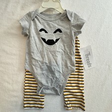 Halloween Gray Top With Pumpkin Smile With Pants 3-6 Months