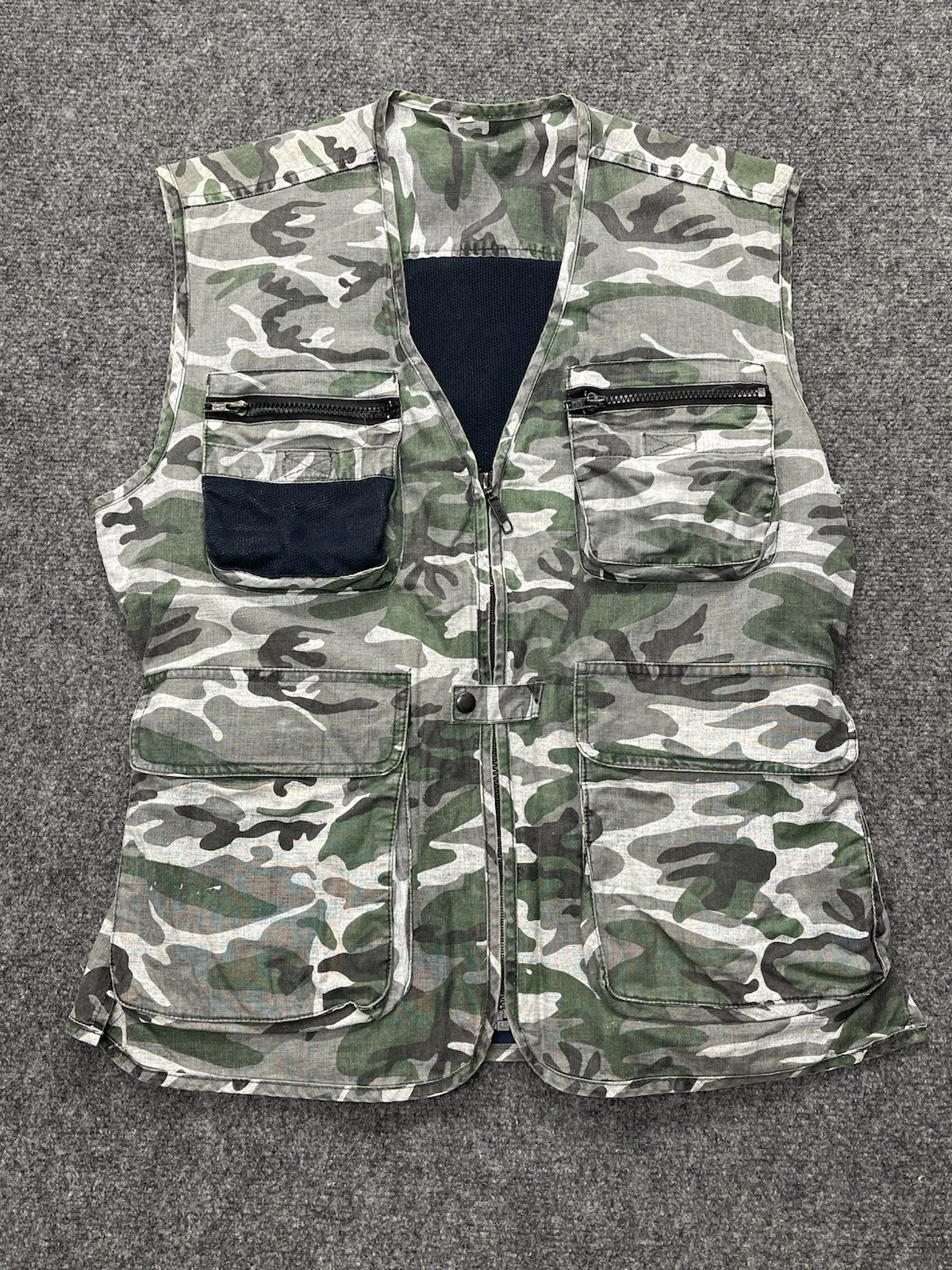 Ranger Vest Mens Sz L Green Camo Hunting Fishing Camp Utility Multi Pocket Vest