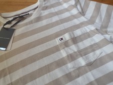 NWT Tommy Hilfiger Men's Signature Flag 100 Cotton Pocket T-Shirt