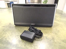 Bose SoundLink Model 404600 Wireless Standing Mobile Speaker Sounds Amazing