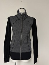 Lululemon Women  s Full Zip Active Jacket Fits 6 No Size Tag Great Condition