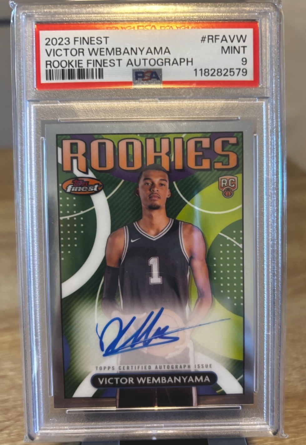 Topps Finest Victor Wembanyama Rookie Finest Autographs RC Auto PSA 9 RFA-VW