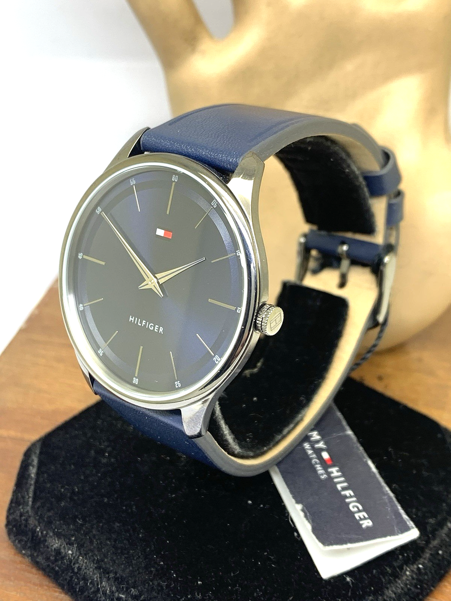 Tommy Hilfiger Men's Watch 1710467 Quartz Blue Dial Gunmetal