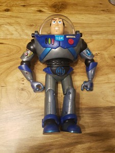 buzz lightyear gris