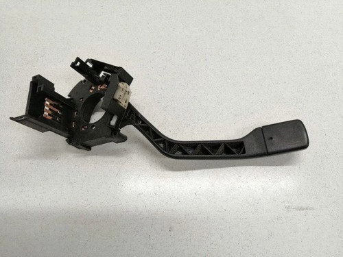 VW PASSAT B3/B4 3A2, 35I Wischergriff 357953503 1.60 Diesel 59kw 1991 17135708