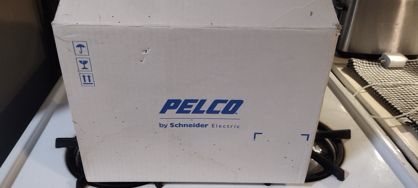 Pelco IS50/IS51 Series Camclosure 2 Dome Day/Night CCTV Came