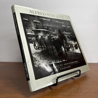 Alfred Stieglitz: Masters of Photography by Dorothy Norman and Alfred Stieglitz