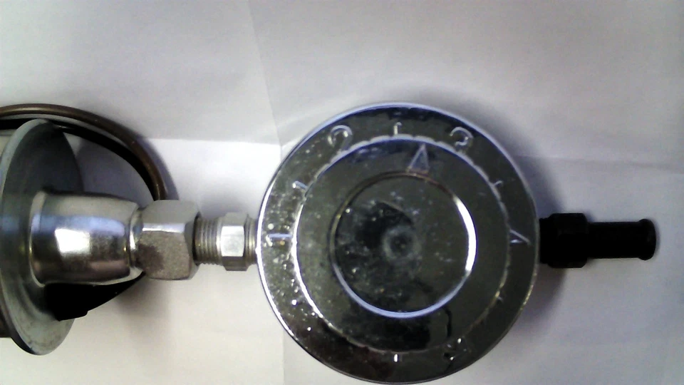 Bomba de combustible eléctrica de 6 voltios baja presión 1935-1953 Hudson asistente o primaria Foto 4 de 4