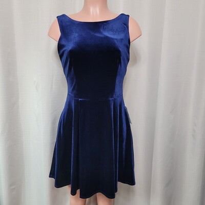 B. Darlin Sleeveless Velvet Fit And Flare Dress Junior's Size 3 / 4 Navy NWT