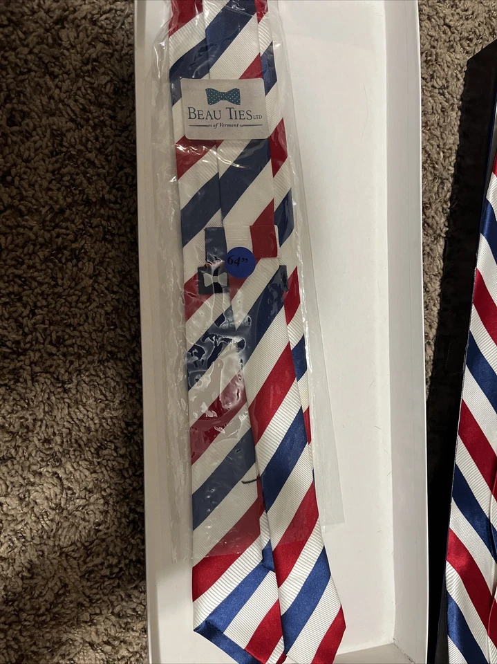 Beau Ties LTD. de Vermont Faja de seda con corbata a juego roja/blanca/azul Foto 3 de 4