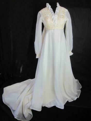 Women's Vintage Wedding Dresses & Veils for sale