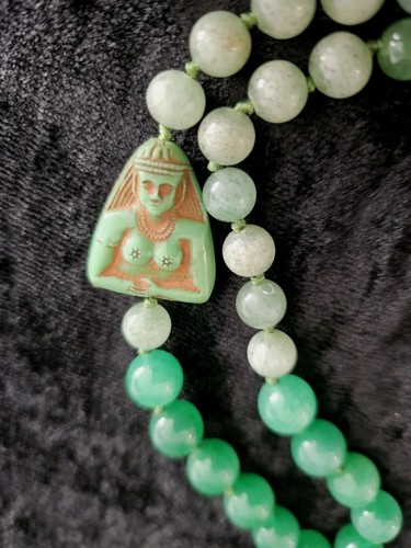 ANTIQUE GENUINE Jade BEADS HAND KNOTTED Necklace & PEKING GLASS LADY DISK - Picture 6 of 9