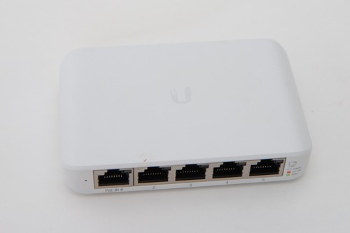 Ubiquiti UniFi USW Flex Mini Smart Managed Gigabit Switch 5 Ports 802.3af PoE