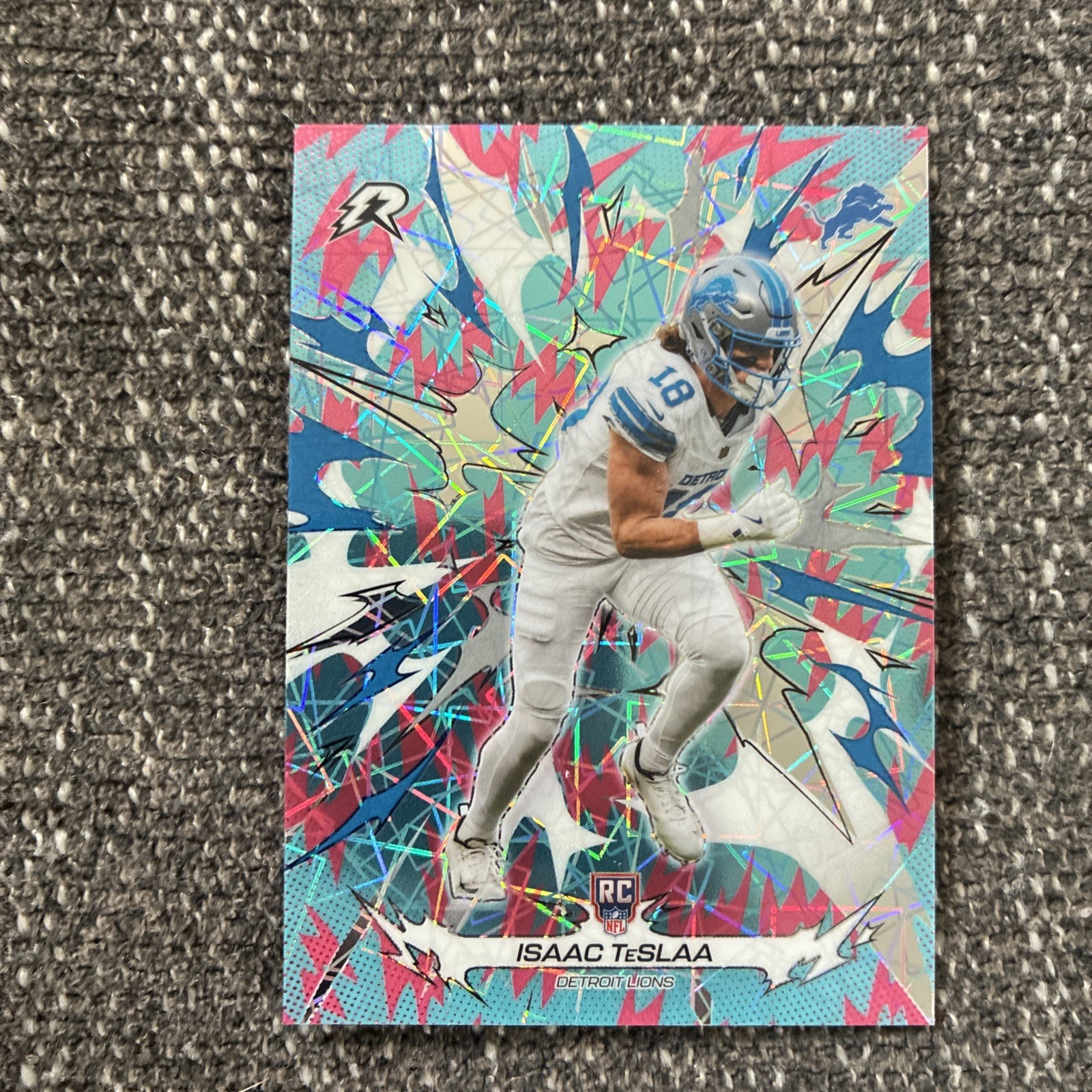 2025 Topps Resurgence - Isaac TeSlaa #132 Sky Blue and Pink Shock (RC) Lions