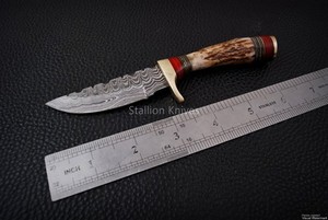 6’’ Handmade Damascus Steel Hunting/Camping Sharp Stag/Antler Knife with Sheath