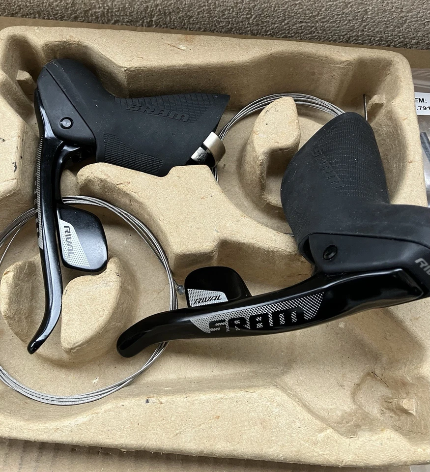 Gruppo Sram Rival 22 Semi Nuovo 11v - Immagine 3 di 4