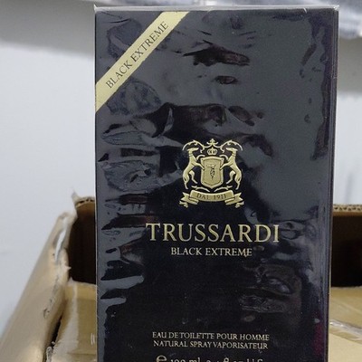 Trussardi Black Extreme Eau de Toilette Spray 100 ml / 3.4 fl oz Men's Fragrance