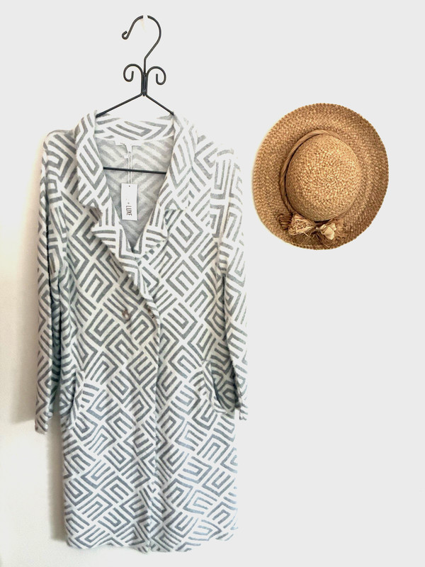 LOVE + LUXE Gray White pattern lightweight coat button sweater cardigan L NWT
