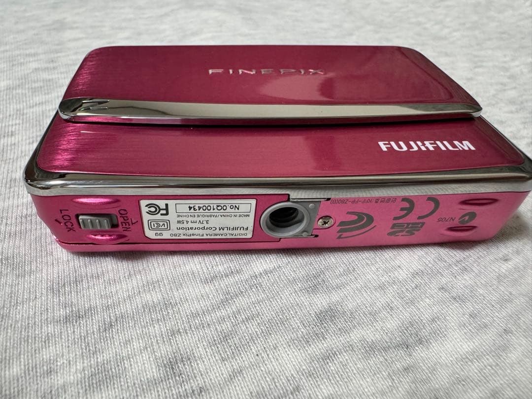 FUJIFILM finepix Z80 PINK 14MP Digital Camera 5x Optical Zoom from
