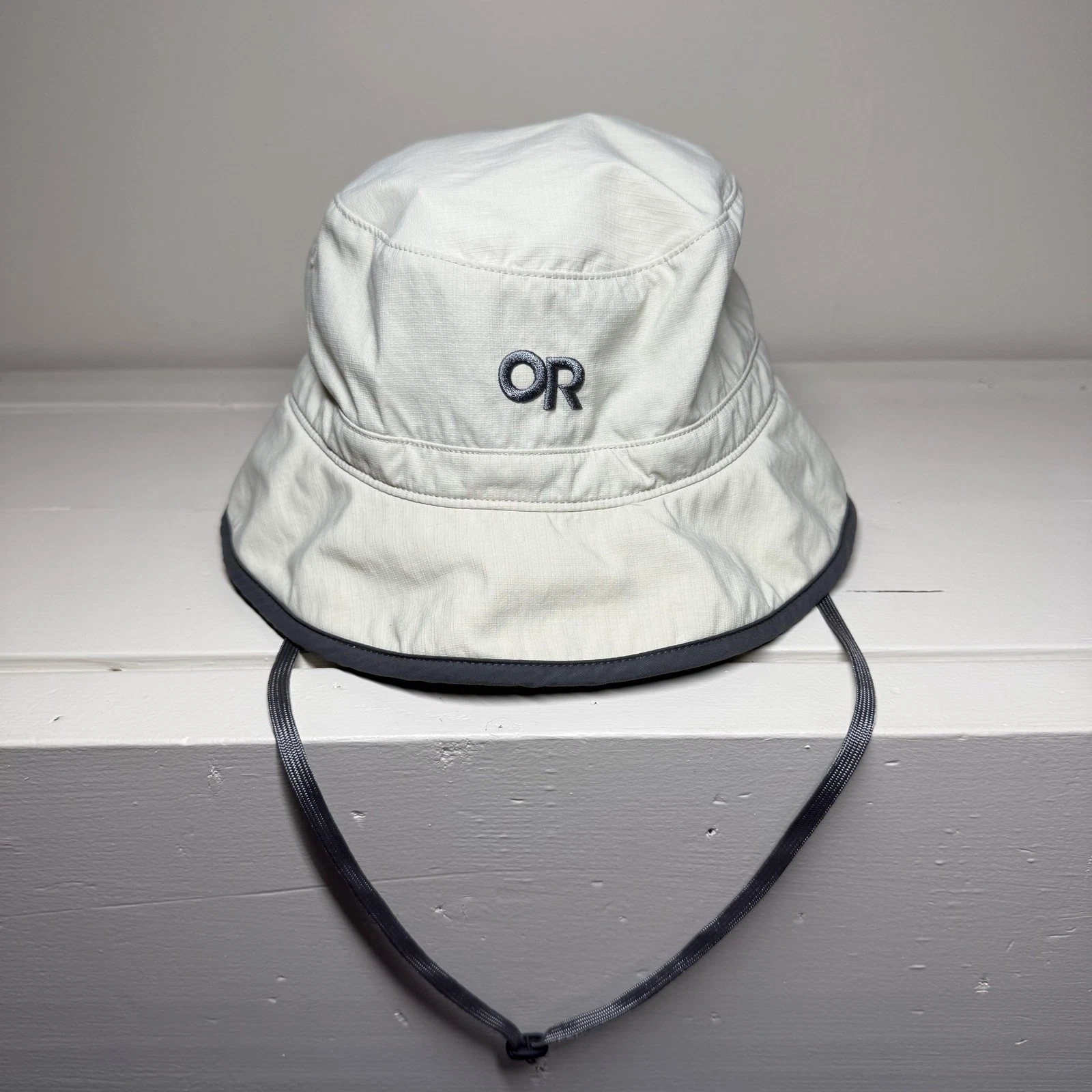 Outdoor Research Hat Mens Medium Bucket Fitted Gray Sun Hiking Outdoor Travel