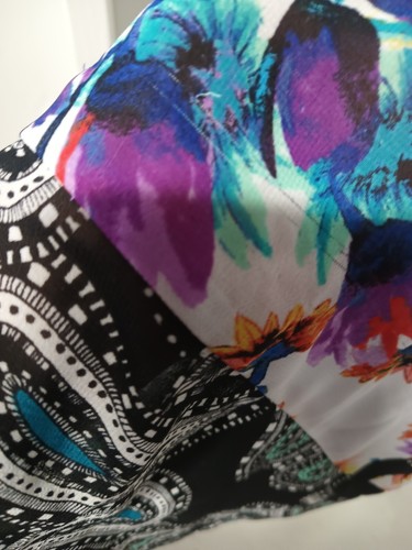 Nicole Miller New York mehrfarbig Blumen Frühling Neckholder gefüttert Maxikleid Gr. 8 - Bild 18 von 19
