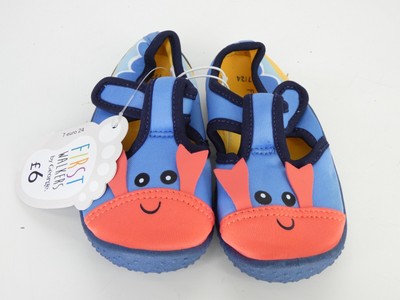 First Walkers Baby Schuhe blau Smile Crab Strand Sandalen Kinder UK 7 EU 24 neu mit Etikett
