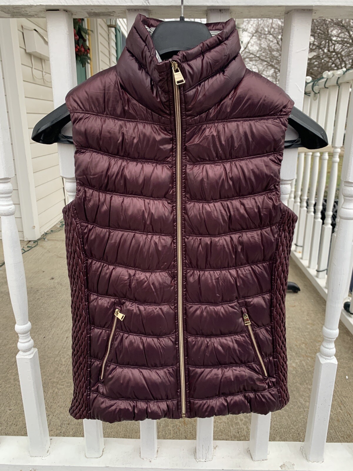 DOWN QUILTED PUFFER VEST BURGUNDY 