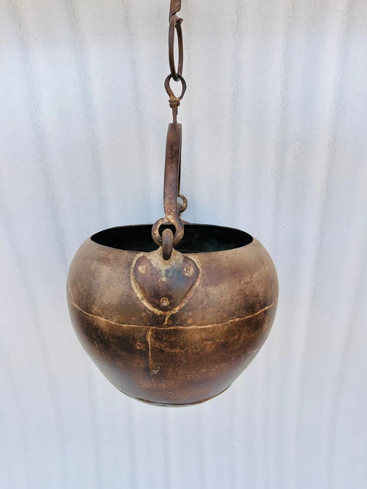 Panela de ferro antiga forjada à mão para plantador de jardim panela de água antiga pendurada Dolchi - Imagem 2 de 4