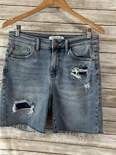 Judy Blue Shorts Womens Large Raw Hem Distressed Denim Bermuda Jean j41