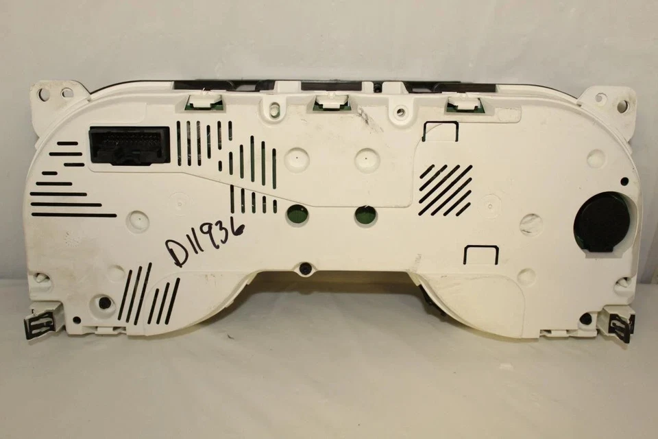 Cuadro de instrumentos velocímetro panel de instrumentos Ford Mustang 2010 4,6 L 22.290 millas Foto 2 de 3