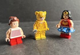 LEGO 77906 Wonder Woman vs Cheetah DC Special Limited Edition SDCC Cover Art