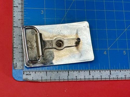Simple reflective western silver tone belt buckle for your craft or project - Picture 7 of 15