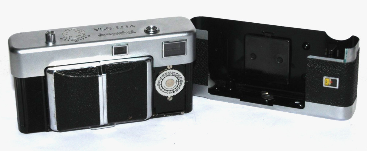 VOIGTLANDER VITESSA (125) 35MM RANGEFINDER W/ 50MM F/2 ULTRON Lens -TESTED- READ