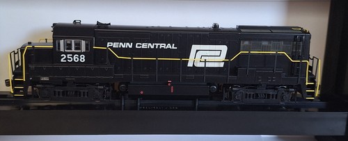 Bowser Executive Line #25160 HO U25B Penn Central Ph IV #2568 con LokSound | Condition: New