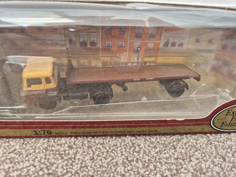 EFE OO 1/76 BEDFORD TK ARTIC 1 ASSE PIANO BRITISH RAILWAYS CAMION LORRY 22201 - Immagine 2 di 4