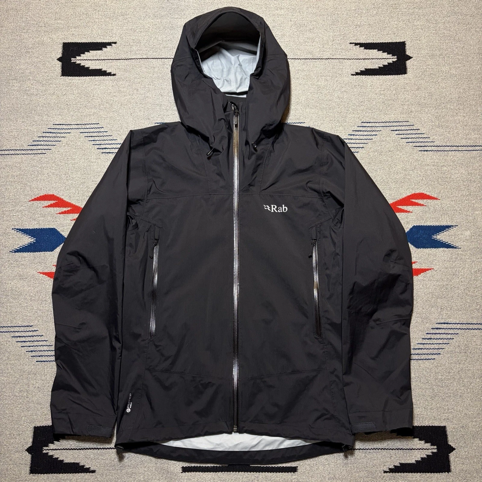 RAB Downpour Plus 2.0 Jacket Men’s Small Black Waterproof Full Zip Rain Hooded
Opens in a new window