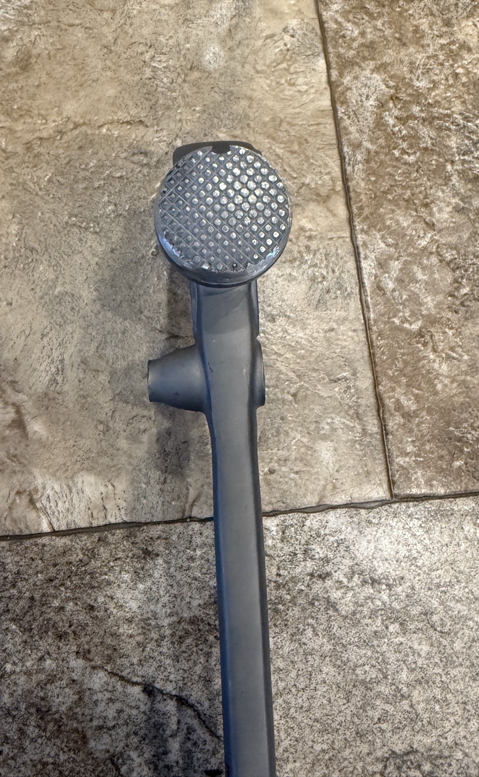 Great Condition **Rare Retired** Stiletto  Titanium  Tibar 16 Wrecking Pry Bar